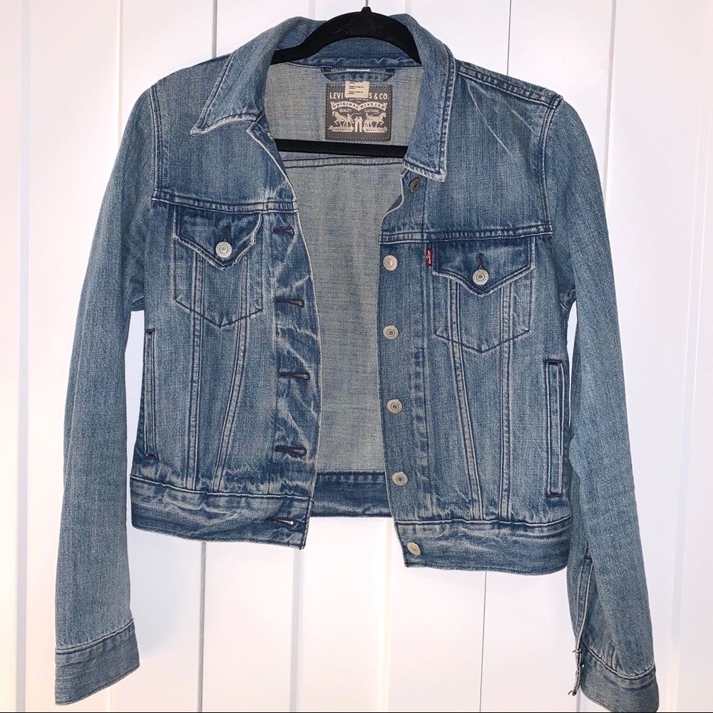 Levi’s Denim Jacket - Small